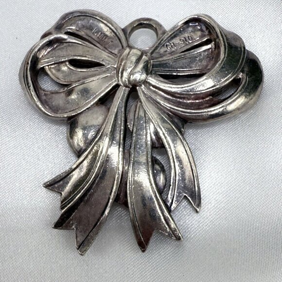 Vintage Lunt Silversmiths Christmas Bow and Bells Ornament - Picture 3 of 7